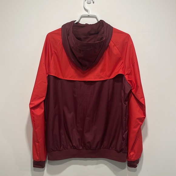 Nike Wind Runner Jacket F.C Barcelona - Medium - Picture 2 of 3